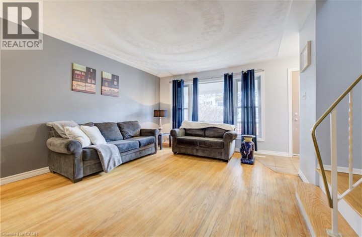 Photo 4 at 88 Westwood Drive, Uptown Waterloo / Westmount, Kitchener