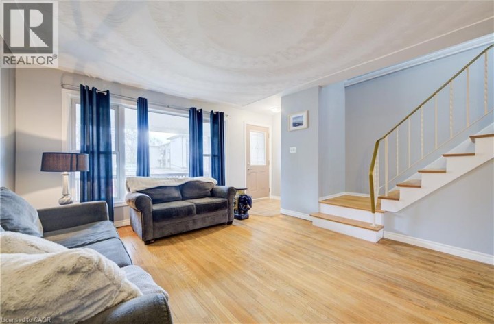 Photo 2 at 88 Westwood Drive, Uptown Waterloo / Westmount, Kitchener