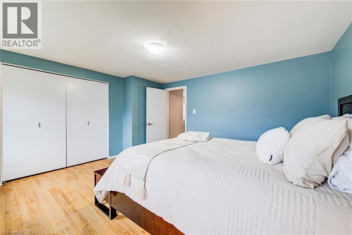 Photo 20 at 88 Westwood Drive, Uptown Waterloo / Westmount, Kitchener