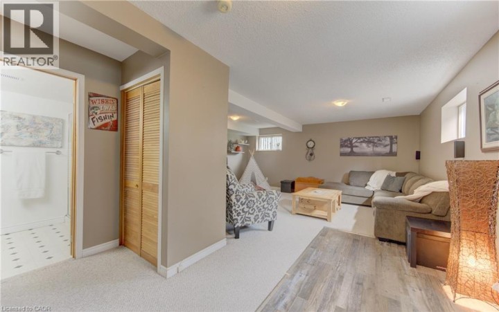 Photo 24 at 108 Oprington Court, Beechwood Forest / Highland W., Kitchener