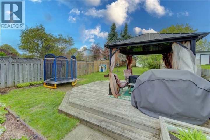 Photo 33 at 108 Oprington Court, Beechwood Forest / Highland W., Kitchener