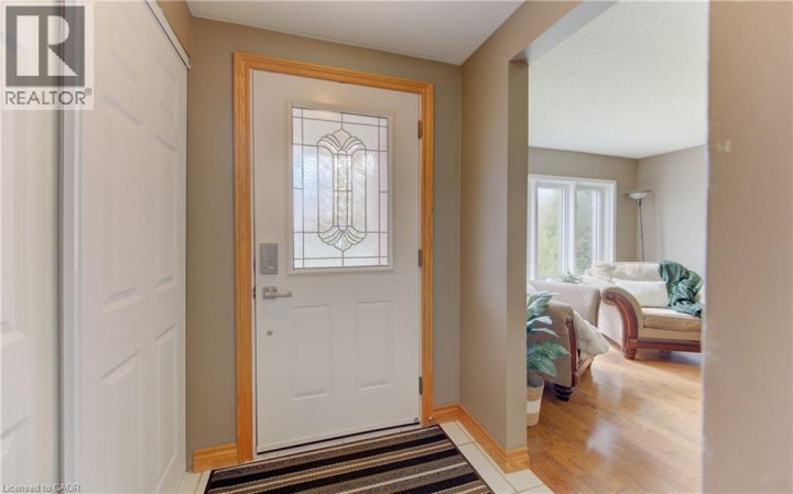 Photo 8 at 108 Oprington Court, Beechwood Forest / Highland W., Kitchener