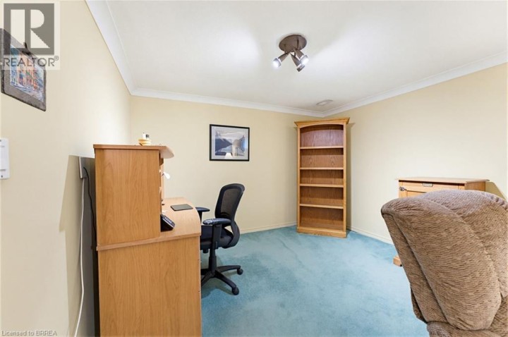 Photo 25 at 28 Ridgewood Drive, Abigail / Lyons, Brantford