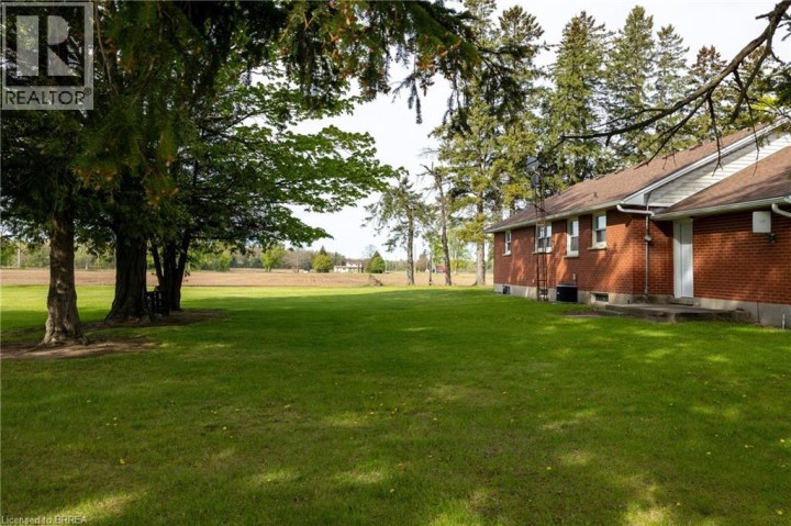 Photo 11 at 522 Ellis Avenue, Sw Rural, Brantford