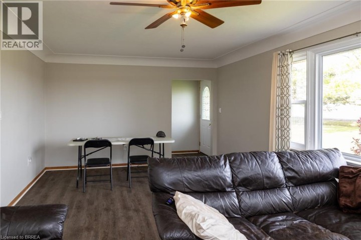Photo 15 at 522 Ellis Avenue, Sw Rural, Brantford