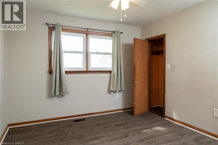 Photo 16 at 522 Ellis Avenue, Sw Rural, Brantford