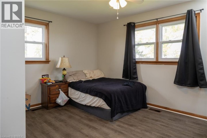 Photo 17 at 522 Ellis Avenue, Sw Rural, Brantford
