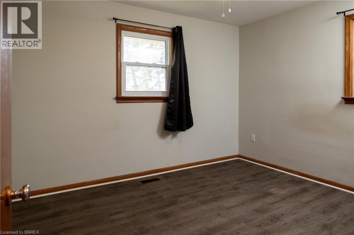Photo 18 at 522 Ellis Avenue, Sw Rural, Brantford