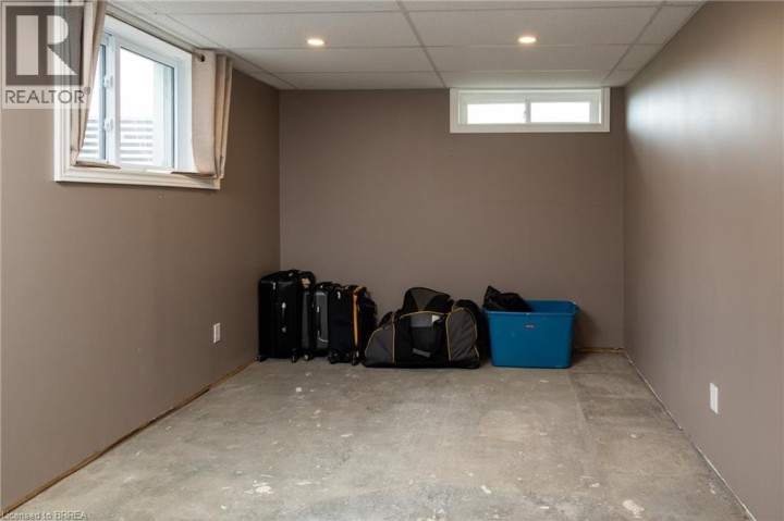 Photo 20 at 522 Ellis Avenue, Sw Rural, Brantford