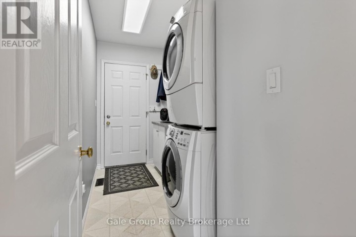Photo 18 at 89 Lindsay Road, Woodstock - South, Woodstock