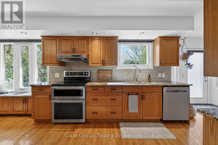 Photo 6 at 89 Lindsay Road, Woodstock - South, Woodstock