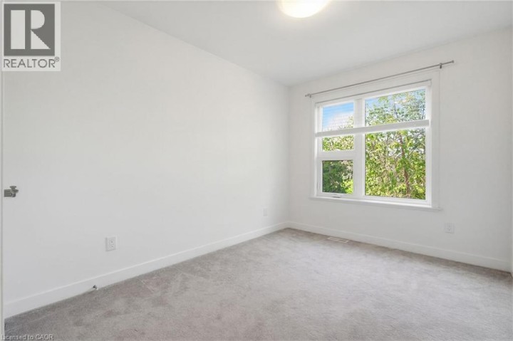 Photo 20 at 22 - 110 Fergus Avenue, Stanley Park / Centreville, Kitchener