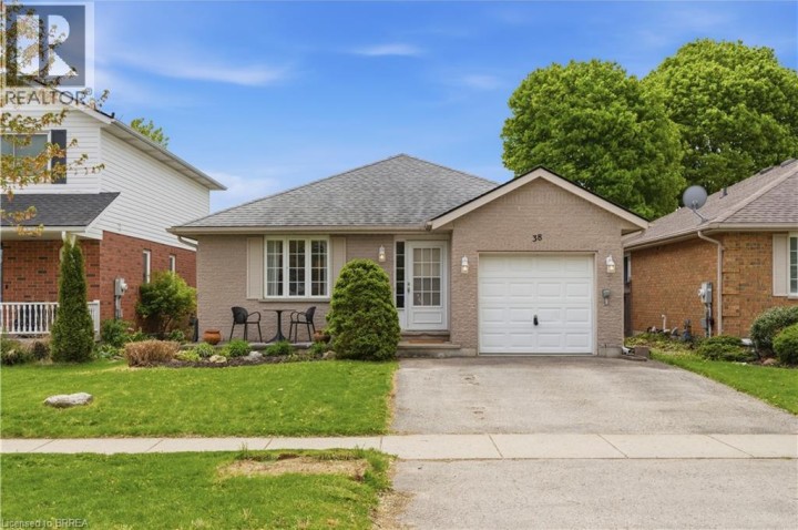 Photo 1 at 38 Cardinal Drive, Woodstock - North, Woodstock