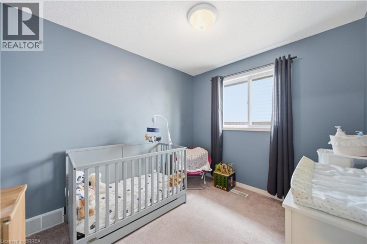 Photo 19 at 38 Cardinal Drive, Woodstock - North, Woodstock