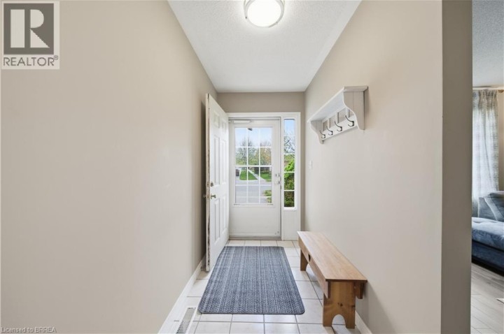 Photo 4 at 38 Cardinal Drive, Woodstock - North, Woodstock