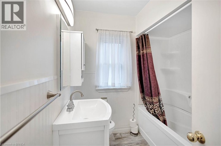 Photo 20 at 140 Terrace Hill Street, Terrace Hill, Brantford