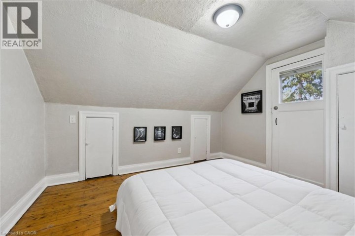 Photo 25 at 237 S Borden Avenue, Downtown / Rockway / S. Ward, Kitchener