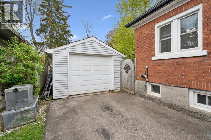 Photo 40 at 237 S Borden Avenue, Downtown / Rockway / S. Ward, Kitchener