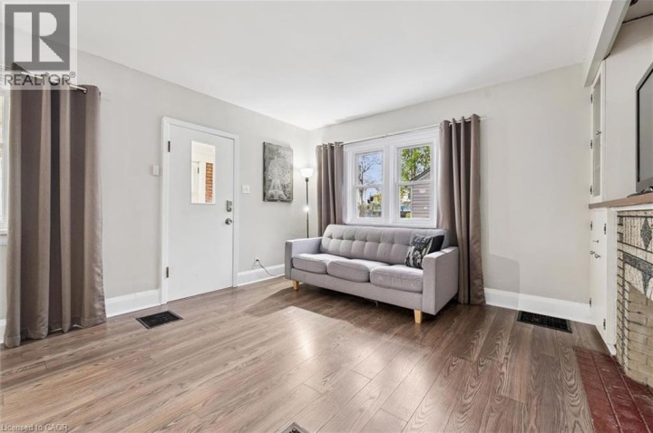 Photo 8 at 237 S Borden Avenue, Downtown / Rockway / S. Ward, Kitchener