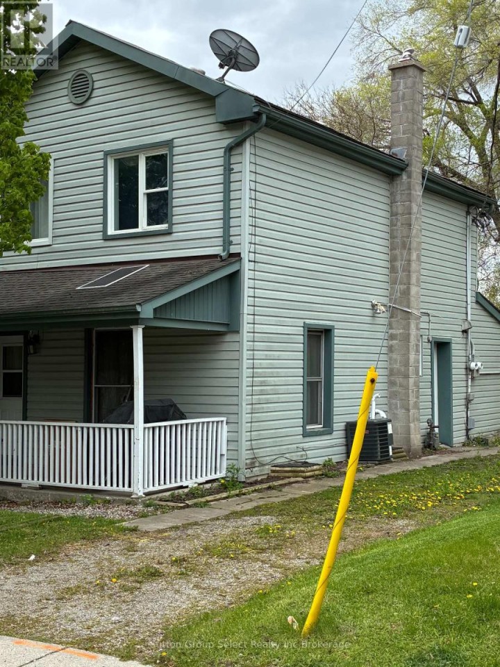 Photo 2 at 100 Finkle Street, Woodstock - South, Woodstock