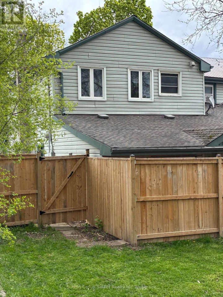 Photo 3 at 100 Finkle Street, Woodstock - South, Woodstock