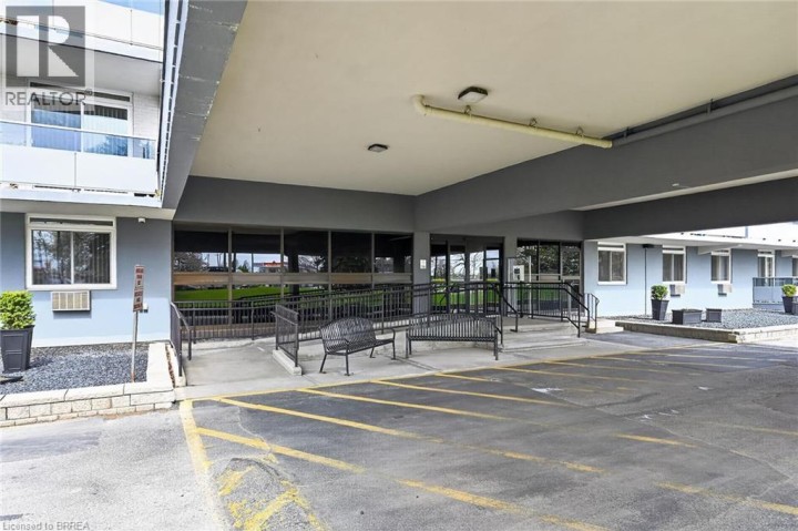 Photo 3 at 902 - 640 West Street, Brier Park, Brantford
