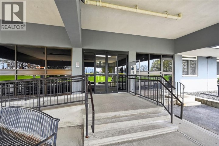 Photo 4 at 902 - 640 West Street, Brier Park, Brantford