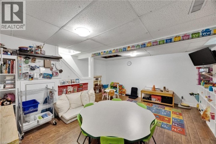 Photo 30 at 220 Rosebank Place, Laurentian Hills / Country Hills W, Kitchener