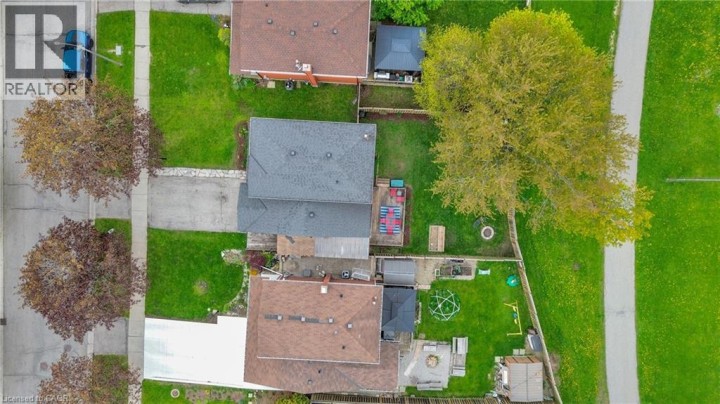 Photo 37 at 220 Rosebank Place, Laurentian Hills / Country Hills W, Kitchener