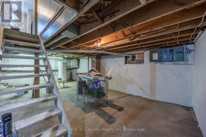Photo 23 at 33 Wellington Street, Port Burwell, Bayham