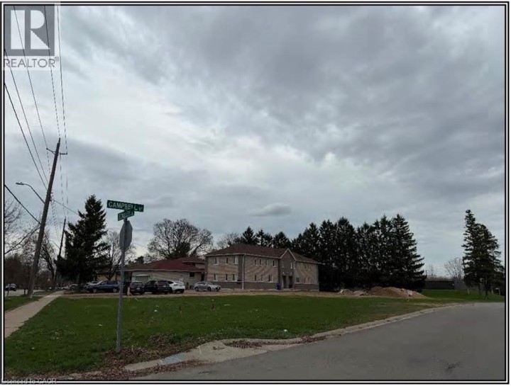Photo 4 at 251 Stanley Street, Echo Place, Brantford