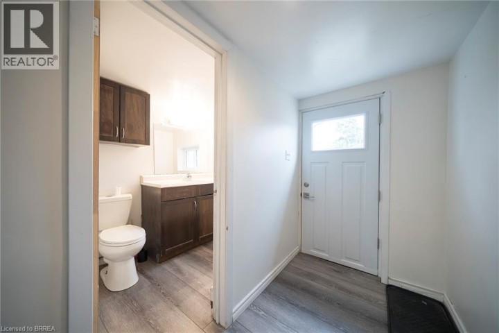 Photo 10 at 294 Darling Street, East Ward, Brantford