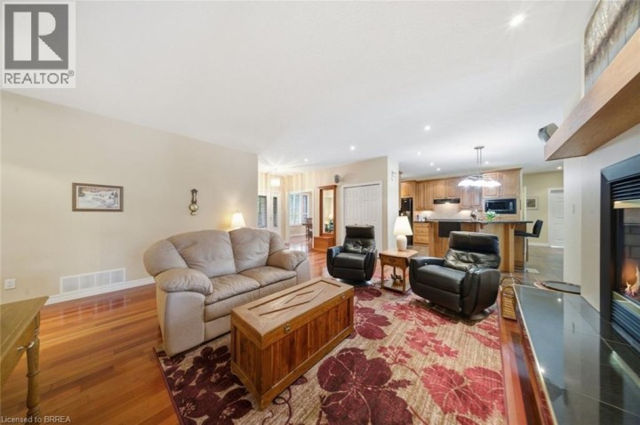 Photo 16 at 74 Franklin Street, Henderson, Brantford
