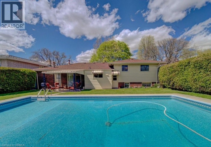 Photo 48 at 11 Pippin Drive, Brier Park, Brantford