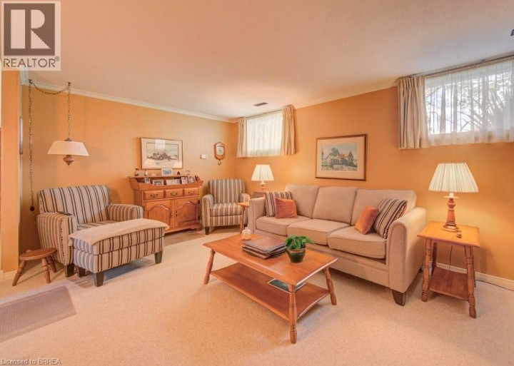 Photo 30 at 11 Pippin Drive, Brier Park, Brantford