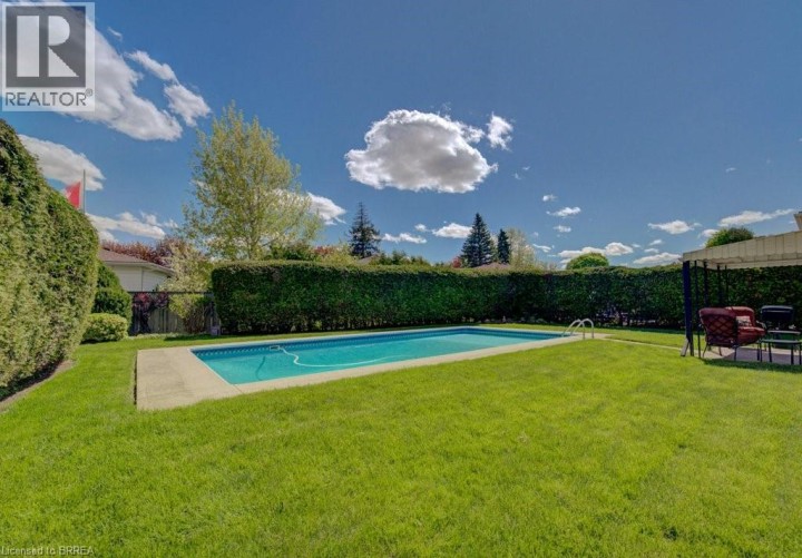 Photo 45 at 11 Pippin Drive, Brier Park, Brantford