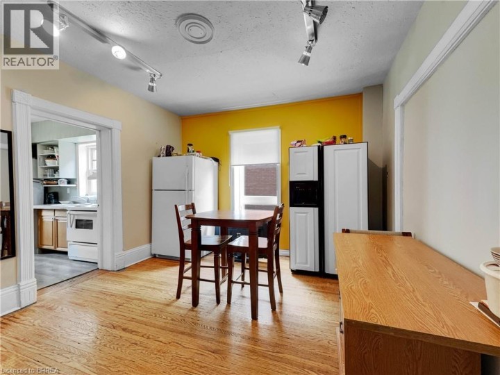 Photo 17 at 273 Brant Avenue, North Ward, Brantford