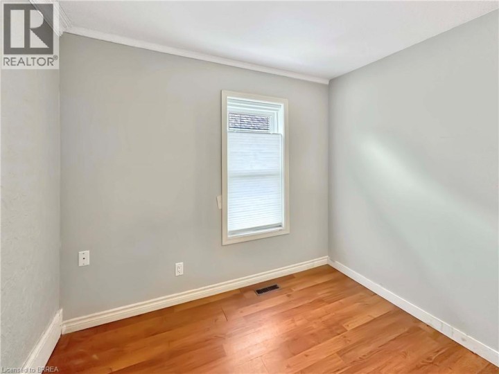Photo 17 at 273 Brant Avenue, North Ward, Brantford