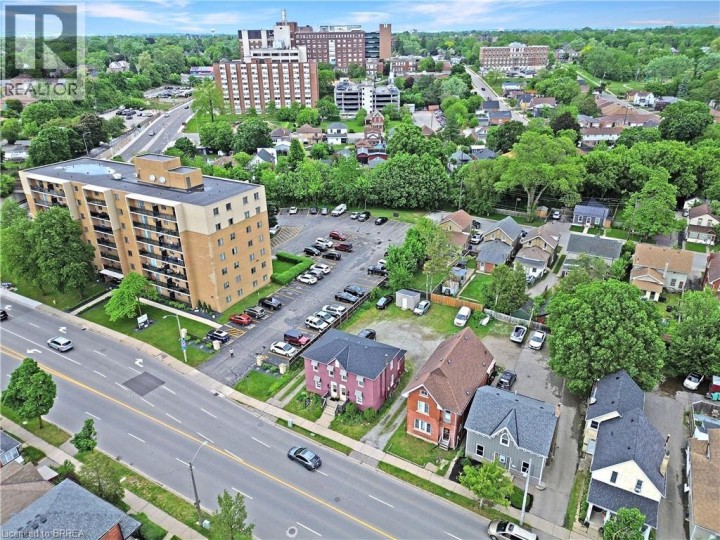 Photo 22 at 273 Brant Avenue, North Ward, Brantford
