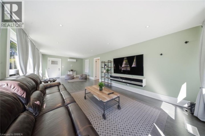 Photo 22 at 25 Hammond Road, Se Rural, Brantford