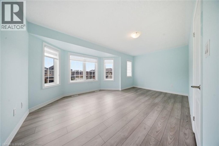 Photo 16 at 10 Kneale Street, Cainsville / Brookfield, Brantford