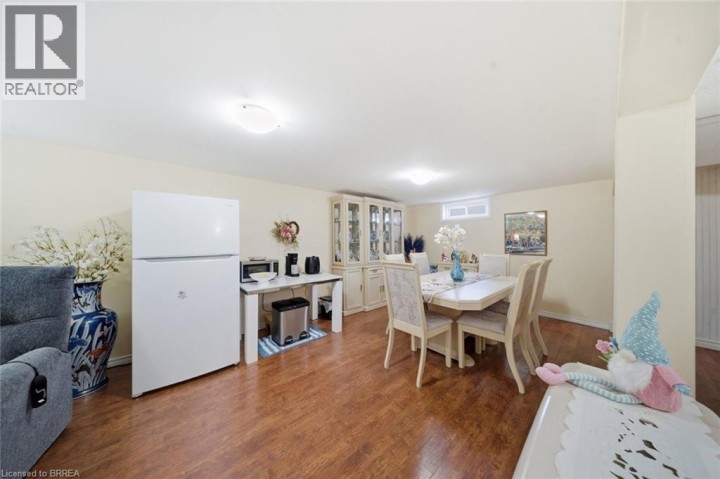 Photo 21 at 36 Hamilton Avenue, Echo Place, Brantford