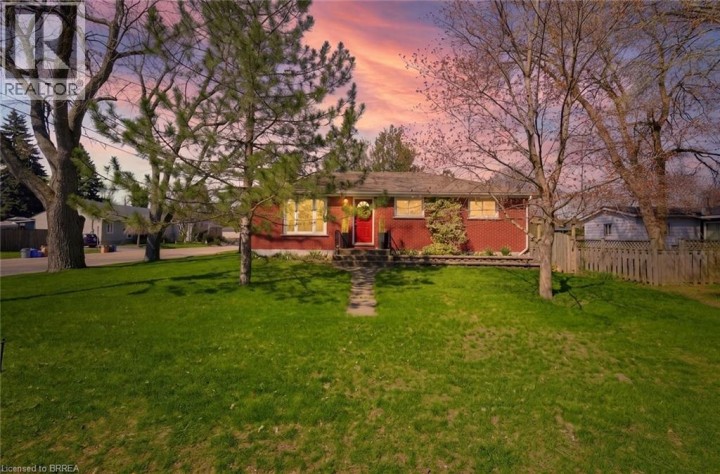 Photo 1 at 36 Hamilton Avenue, Echo Place, Brantford