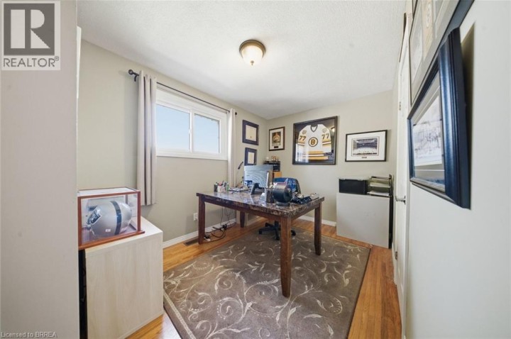 Photo 15 at 36 Hamilton Avenue, Echo Place, Brantford