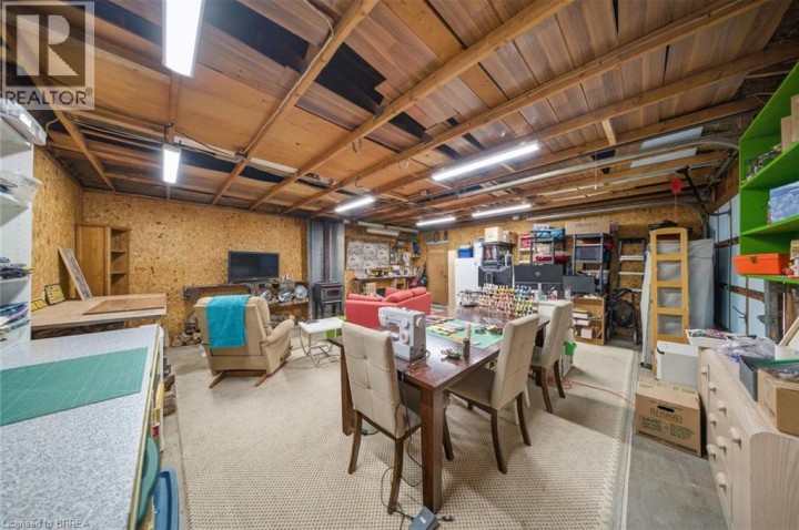 Photo 32 at 36 Hamilton Avenue, Echo Place, Brantford