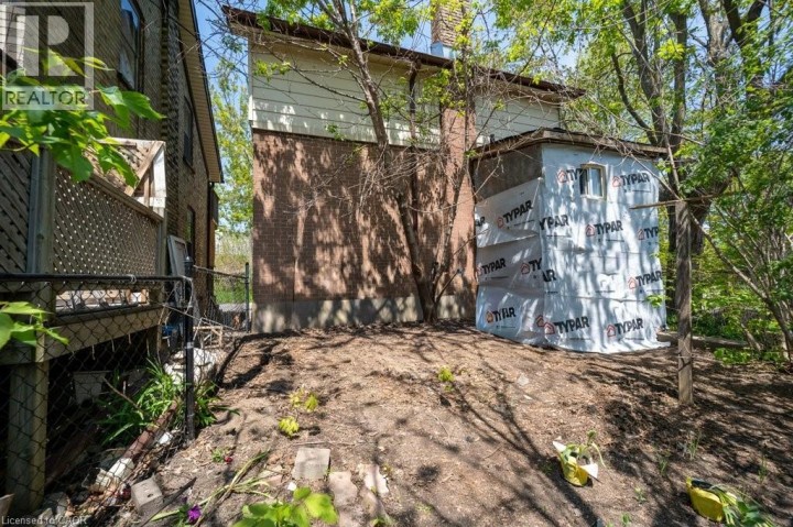 Photo 40 at 3 Glasgow Street, Uptown Waterloo / Westmount, Kitchener