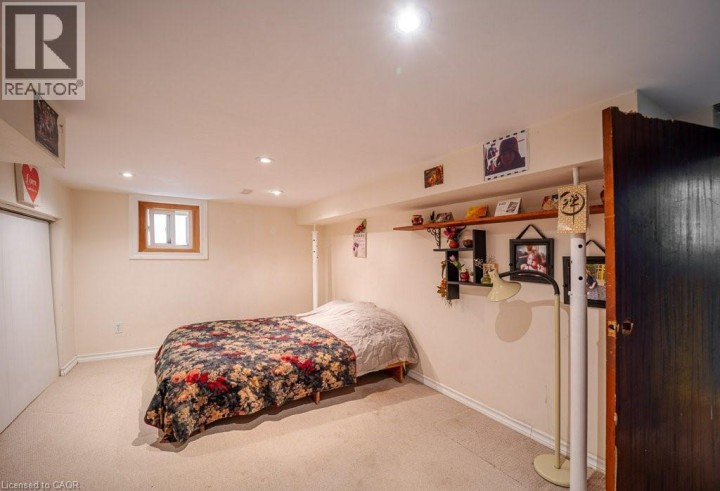 Photo 35 at 3 Glasgow Street, Uptown Waterloo / Westmount, Kitchener