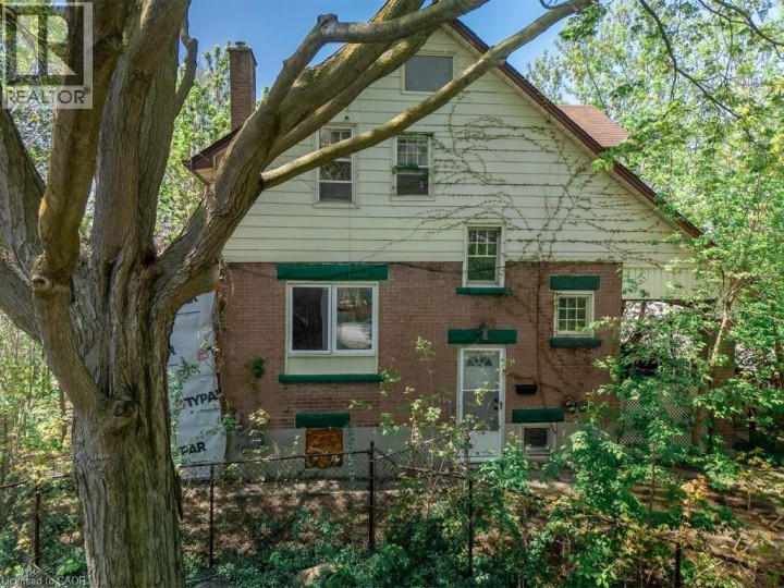 Photo 37 at 3 Glasgow Street, Uptown Waterloo / Westmount, Kitchener