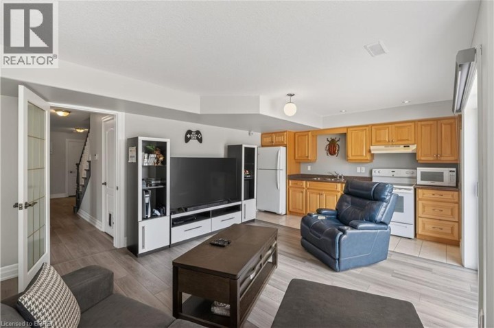 Photo 29 at 34 Pace Avenue, Eagle Place East, Brantford