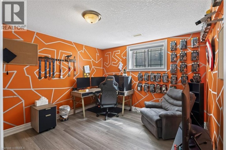 Photo 33 at 34 Pace Avenue, Eagle Place East, Brantford